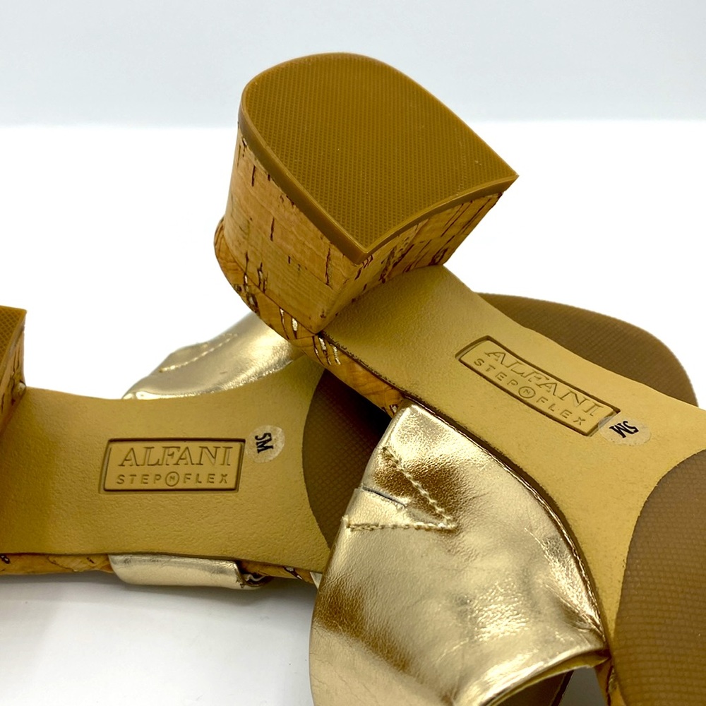 Alfa I Evviee Step N Flex Gold Sandals 5M - Picture 3 of 4
